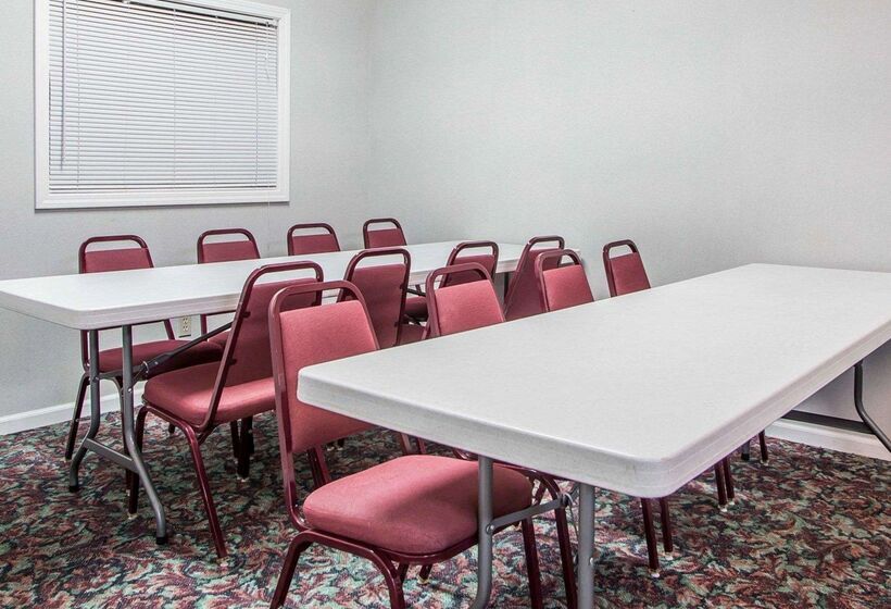 فندق Econo Lodge Jefferson City