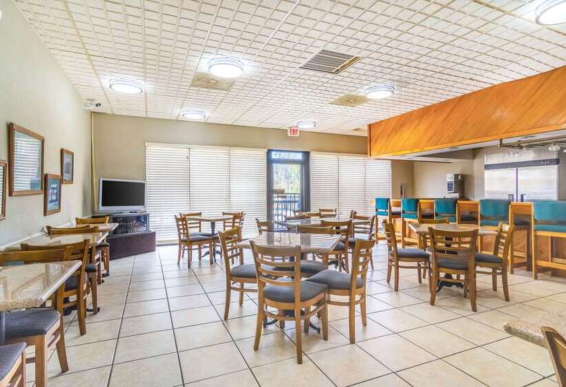 ホテル Red Roof Inn Sanford