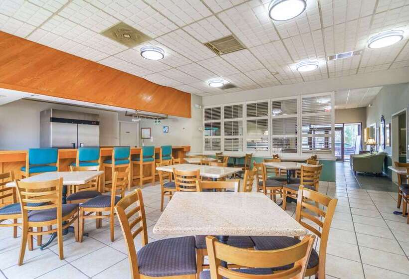 ホテル Red Roof Inn Sanford