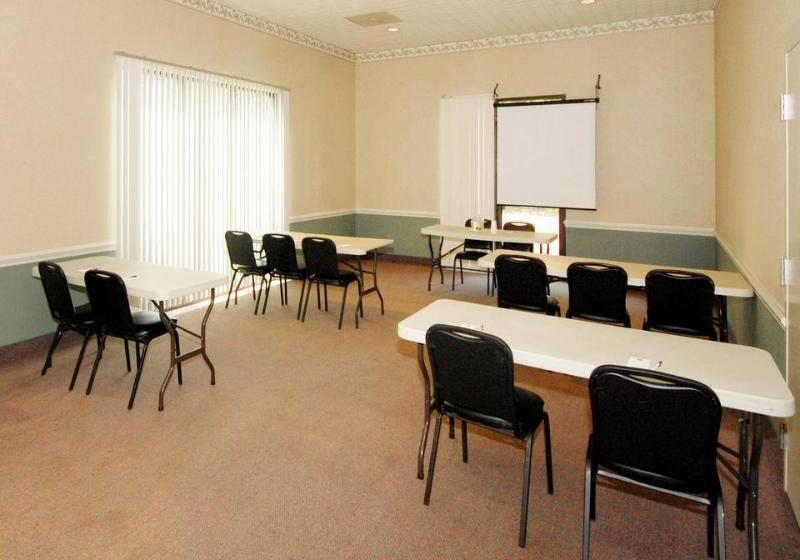 ホテル Red Roof Inn Sanford