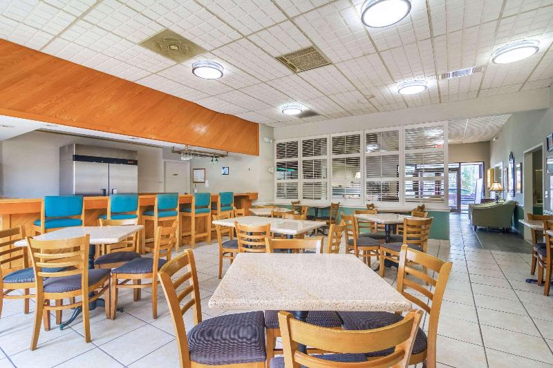 ホテル Red Roof Inn Sanford