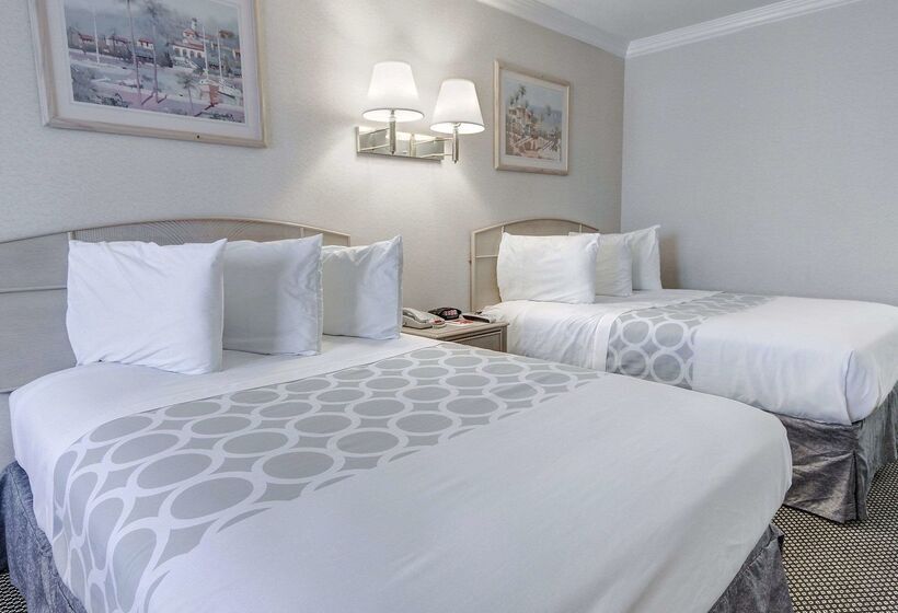 فندق Econo Lodge Van Horn