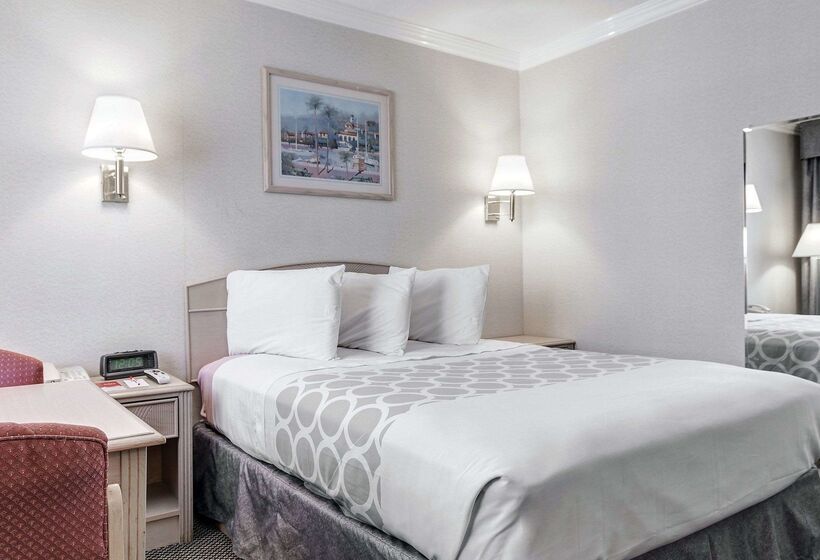 فندق Econo Lodge Van Horn