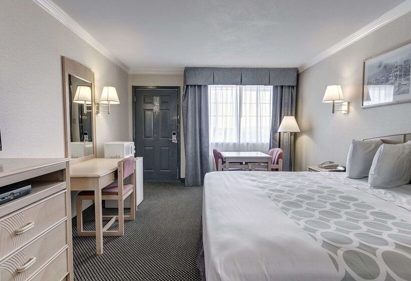 فندق Econo Lodge Van Horn