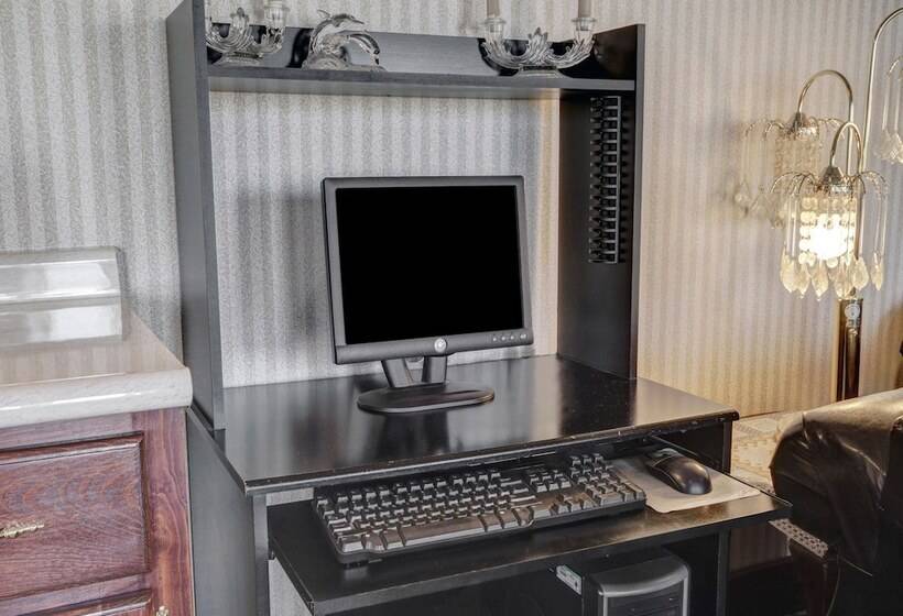 فندق Econo Lodge Van Horn