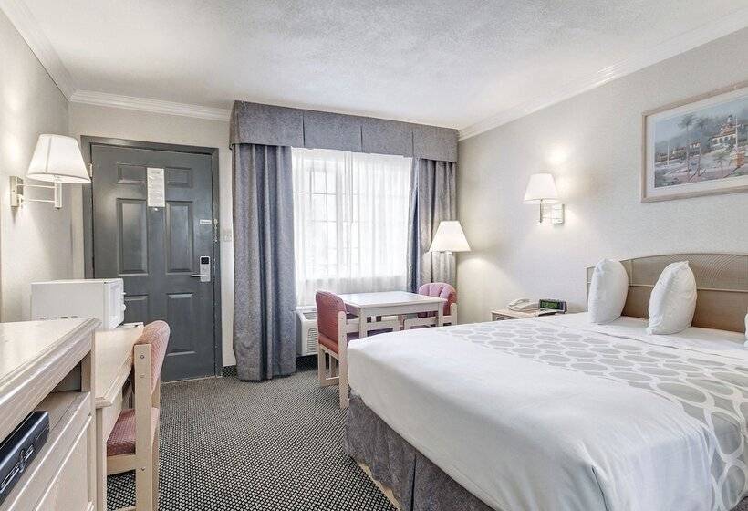 فندق Econo Lodge Van Horn