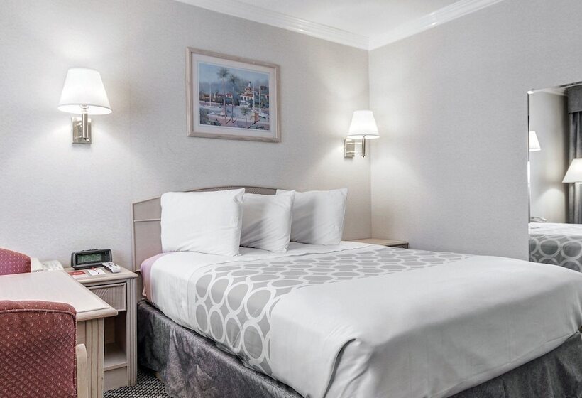 فندق Econo Lodge Van Horn