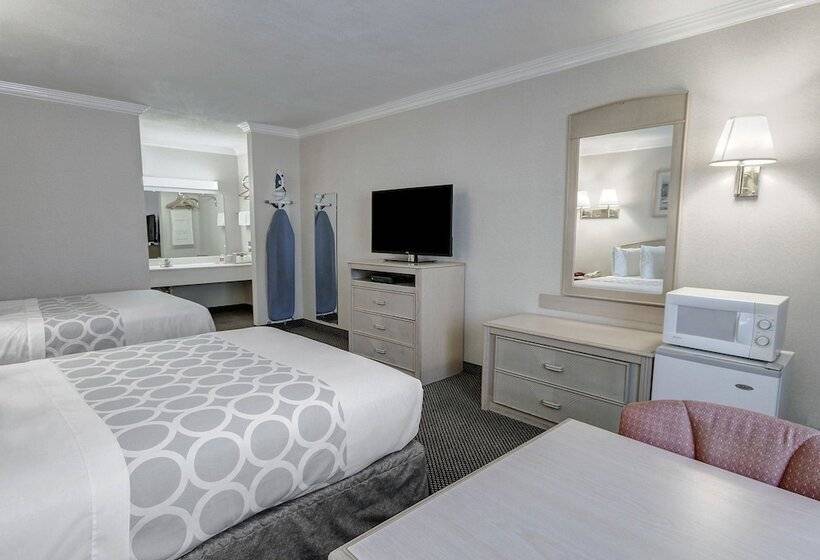 فندق Econo Lodge Van Horn