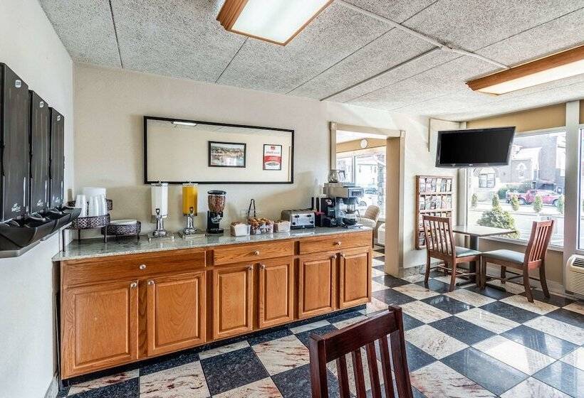 فندق Econo Lodge