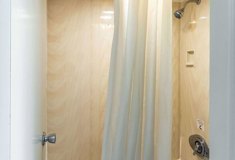 فندق Econo Lodge