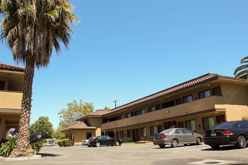 فندق Signature Inn San Jose