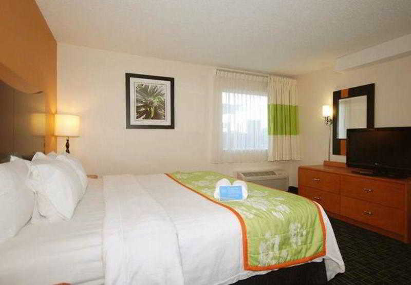 فندق Fairfield Inn Boston Dedham