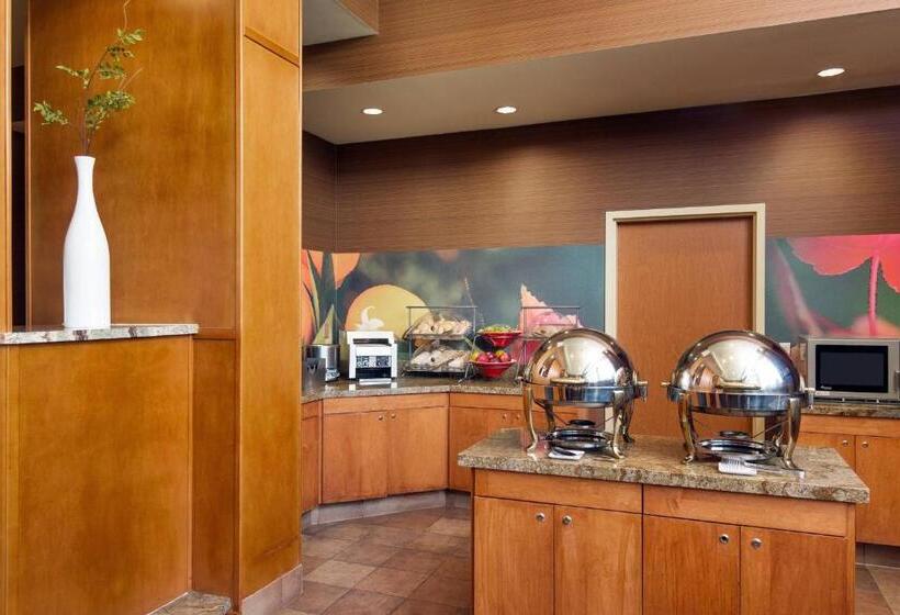 فندق Fairfield Inn Sacramento Cal Expo