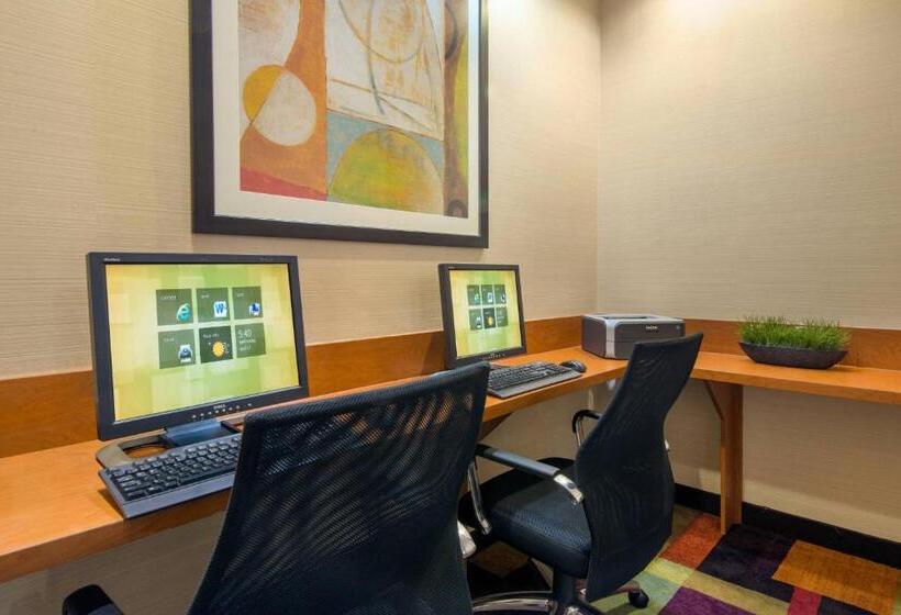 فندق Fairfield Inn Sacramento Cal Expo