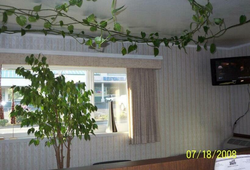 ホテル Gold Country Inn