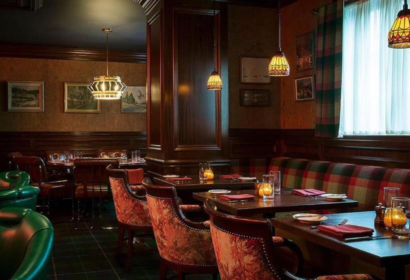 Отель Graduate By Hilton Ann Arbor