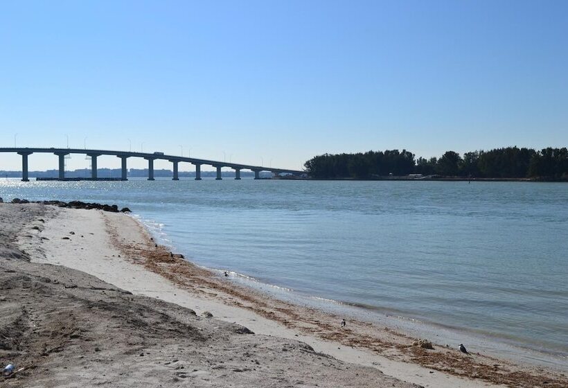 Gulfview Hotel On The Beach