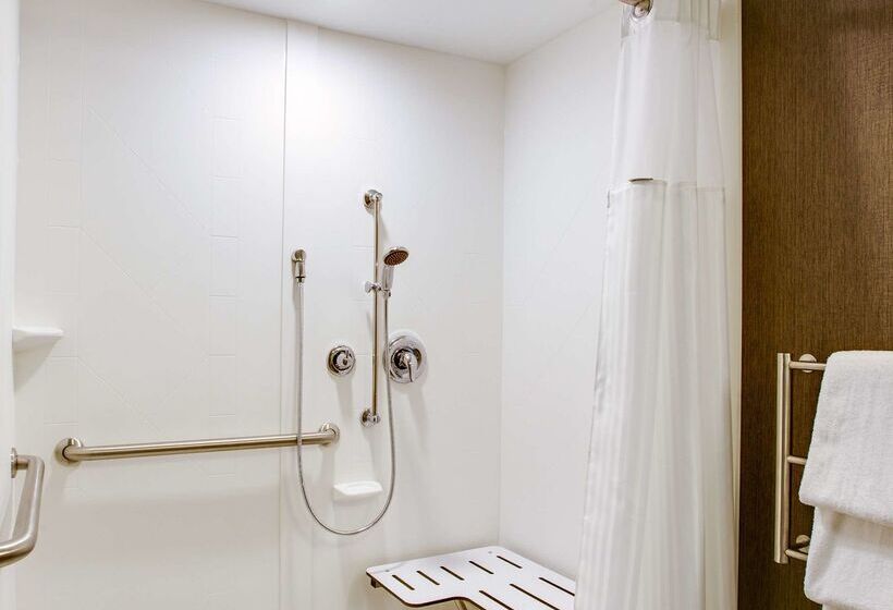 فندق Hampton Inn & Suites Philadelphia/bensalem