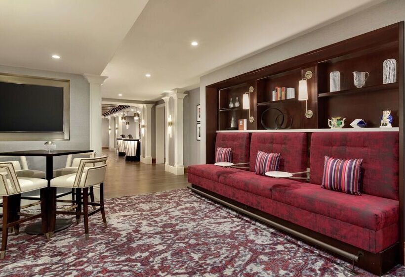 فندق Hilton Checkers Los Angeles