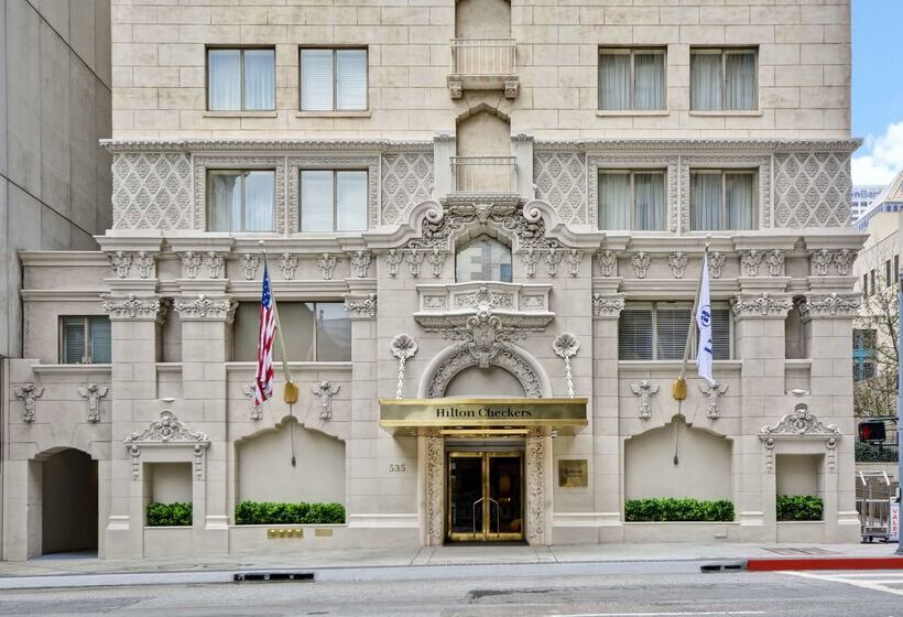 فندق Hilton Checkers Los Angeles