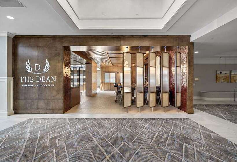 فندق Hilton College Station & Conference Center