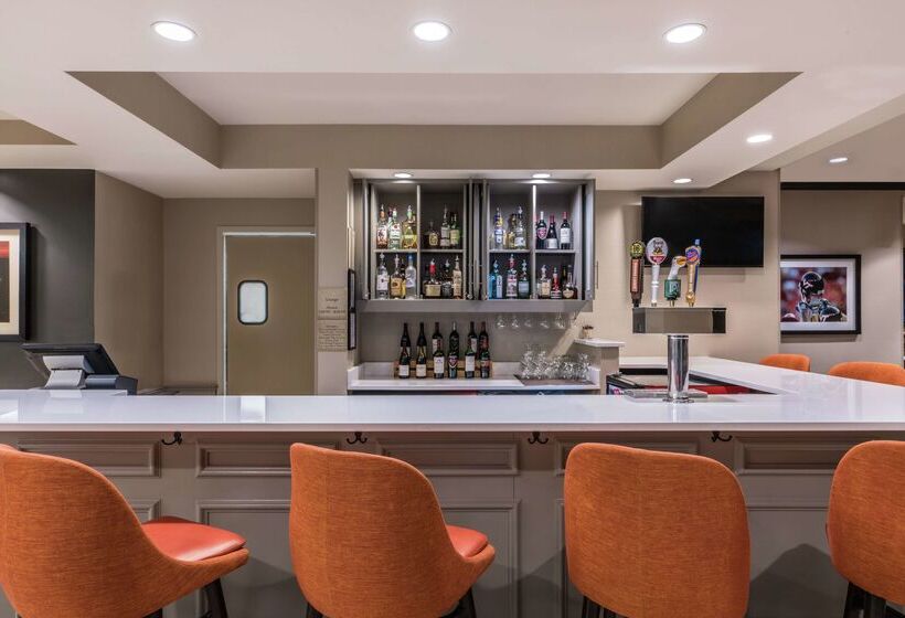 فندق Hilton Garden Inn Blacksburg University