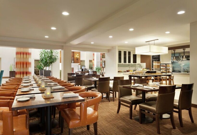 בית מלון כפרי Hilton Garden Inn Rochester/pittsford