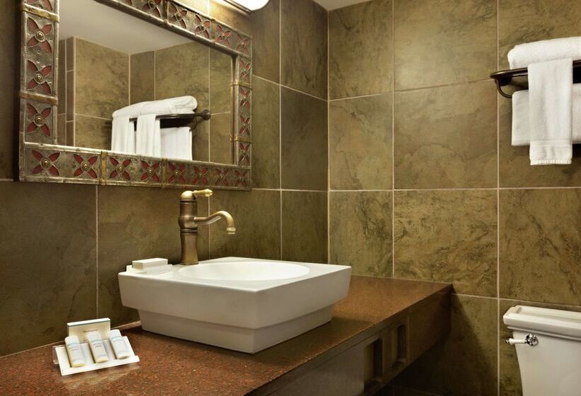 هتل Hilton Garden Inn Rochester/pittsford