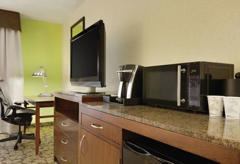 هتل Hilton Garden Inn Rochester/pittsford