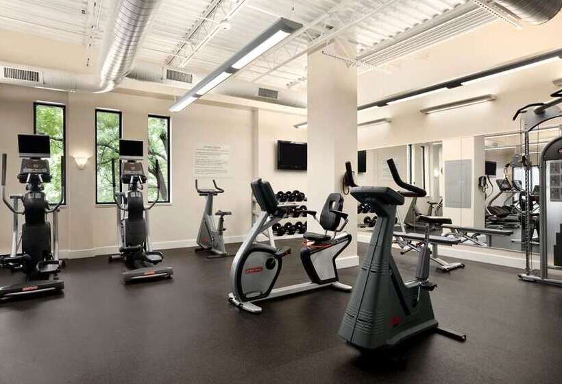 בית מלון כפרי Hilton Garden Inn Rochester/pittsford