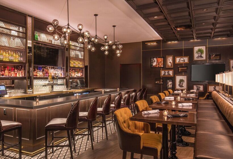 Отель Hilton Wilmington/christiana