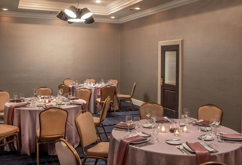 هتل Hilton Wilmington/christiana