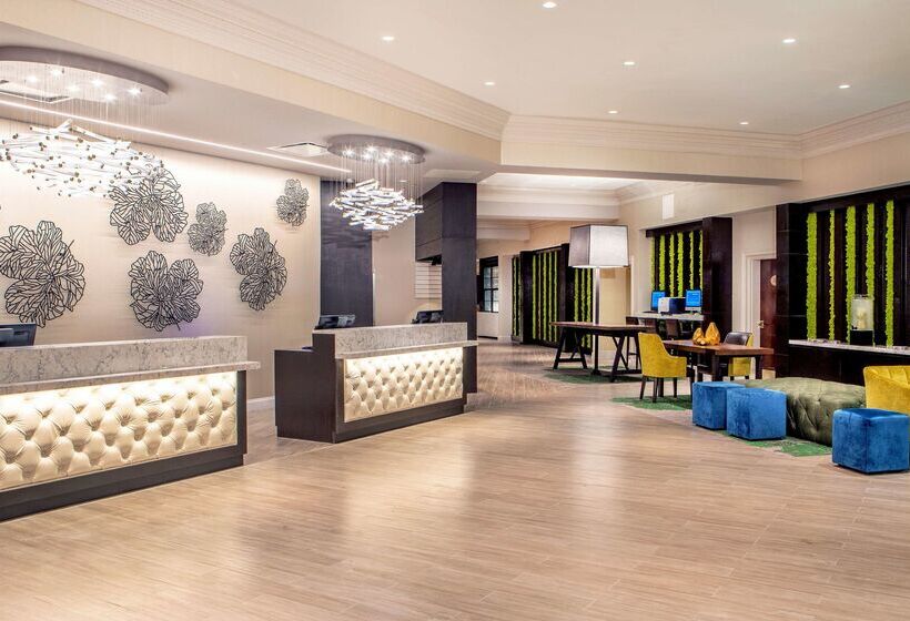 Отель Hilton Wilmington/christiana