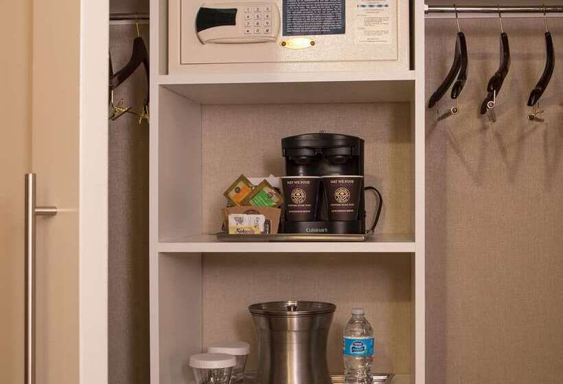 Отель Hilton Wilmington/christiana