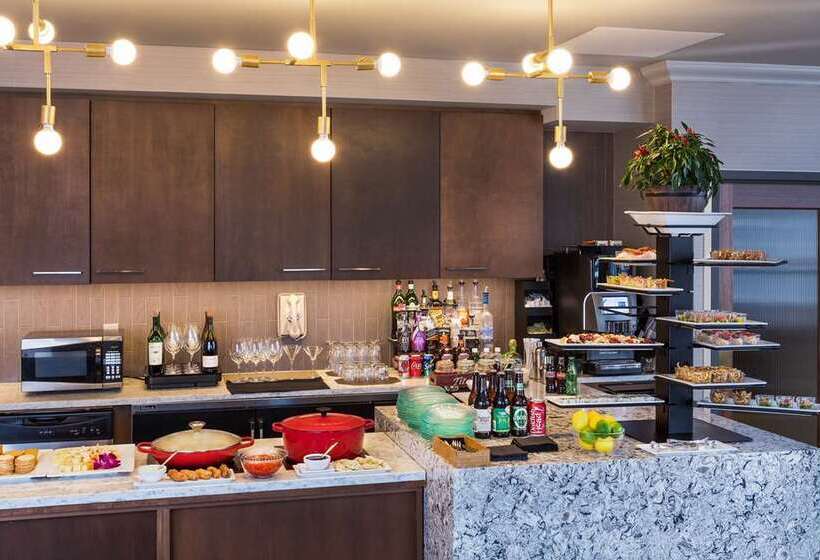 Отель Hilton Wilmington/christiana