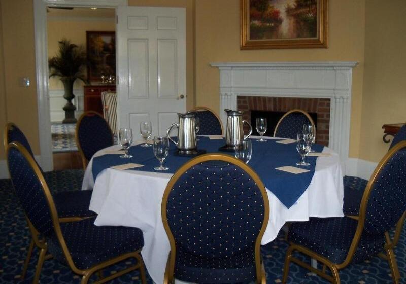 בית מלון כפרי Historic Boone Tavern