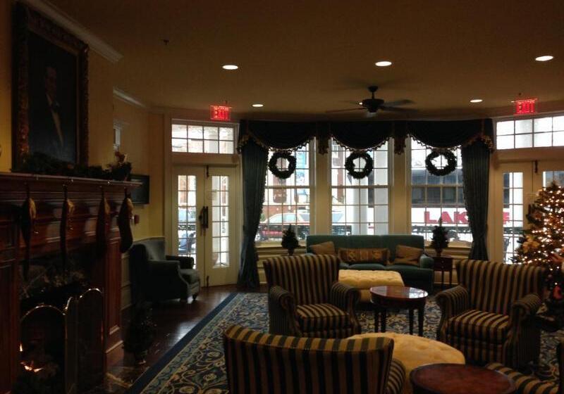 فندق Historic Boone Tavern