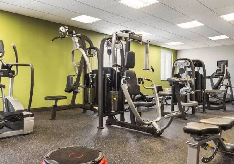 ホテル Spark By Hilton Germantown Washington Dc North