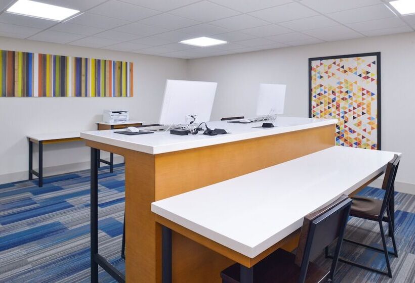 בית מלון כפרי Holiday Inn Express & Suites   Shreveport   Downtown, An Ihg