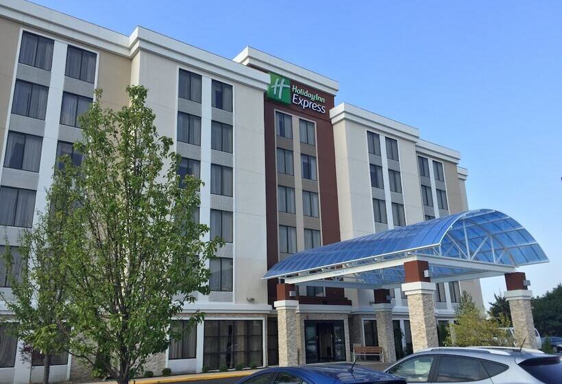 هتل Holiday Inn Express Chicago Nw   Arlington Heights, An Ihg
