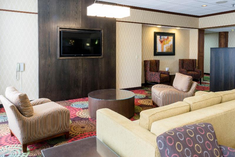 فندق Holiday Inn Express Big Rapids, An Ihg