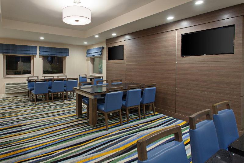 בית מלון כפרי Holiday Inn Express San Bernardino Colton, An Ihg