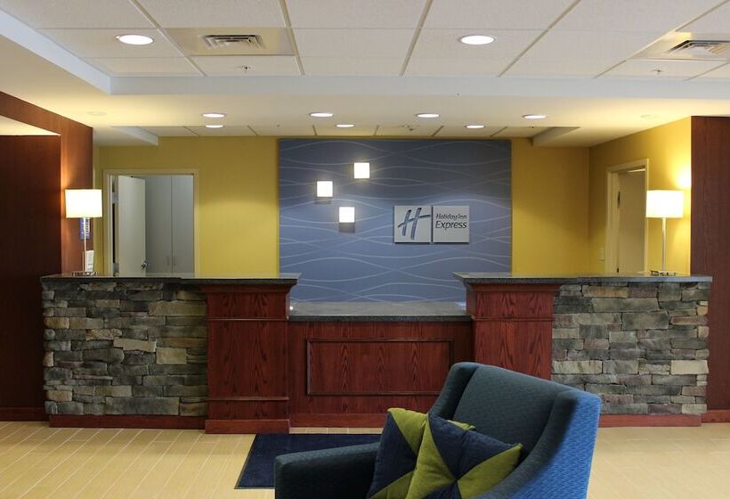 هتل Holiday Inn Express Milford, An Ihg