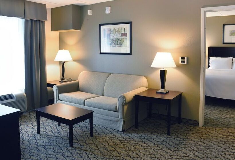 هتل Holiday Inn Express Milford, An Ihg