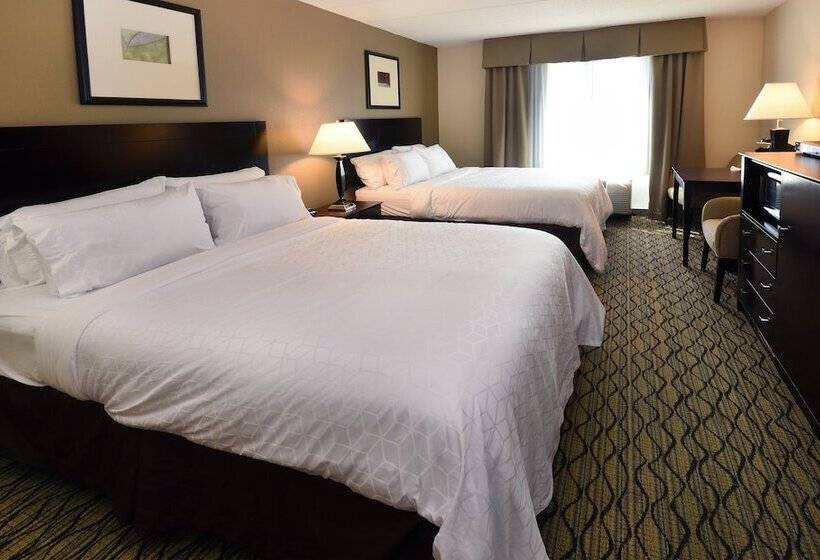 هتل Holiday Inn Express Milford, An Ihg