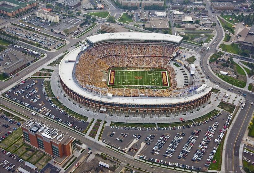 酒店 Holiday Inn Express & Suites Bloomington West, An Ihg