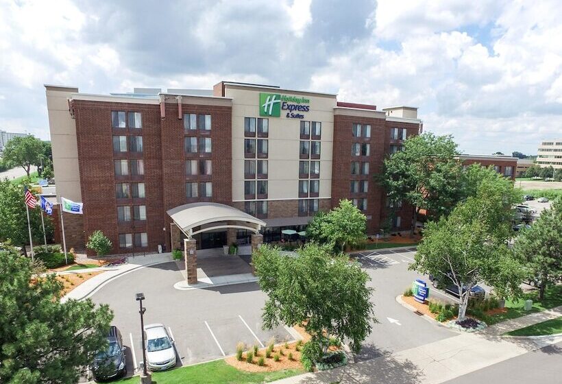 酒店 Holiday Inn Express & Suites Bloomington West, An Ihg
