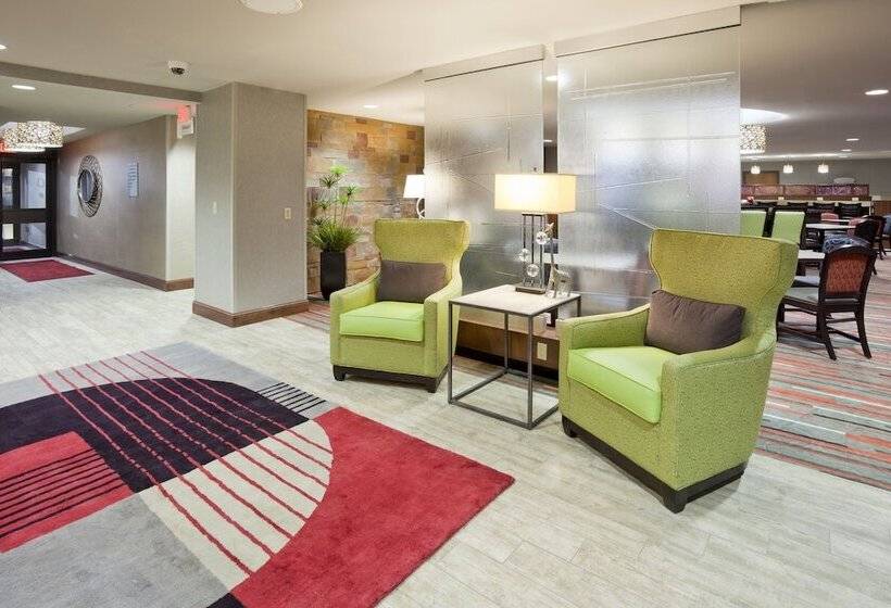 فندق Holiday Inn Express & Suites Bloomington West, An Ihg