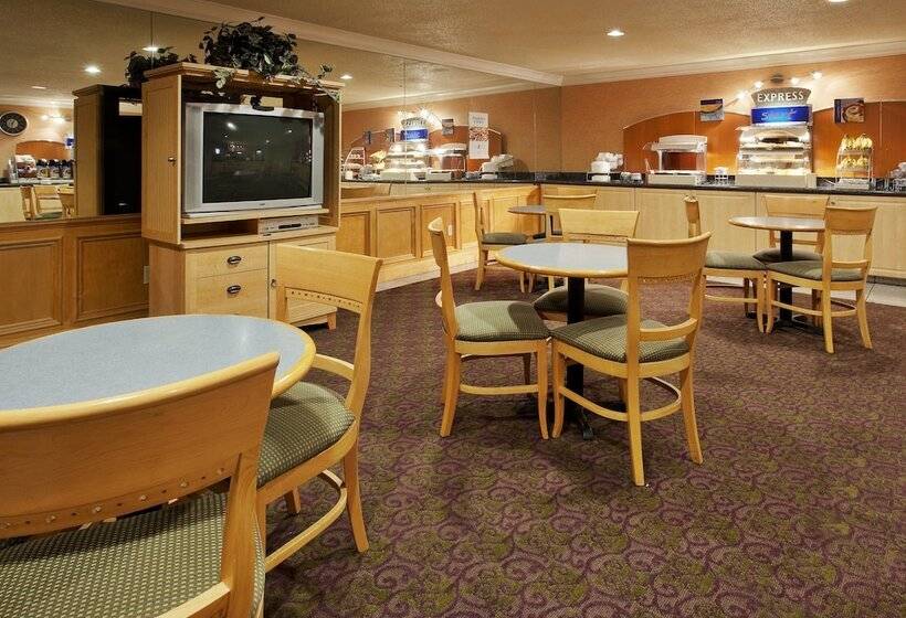 Holiday Inn Express Hotel Union City San Jose, An Ihg