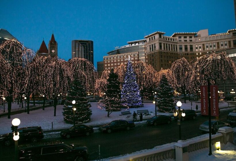 酒店 Holiday Inn St. Paul Downtown, An Ihg